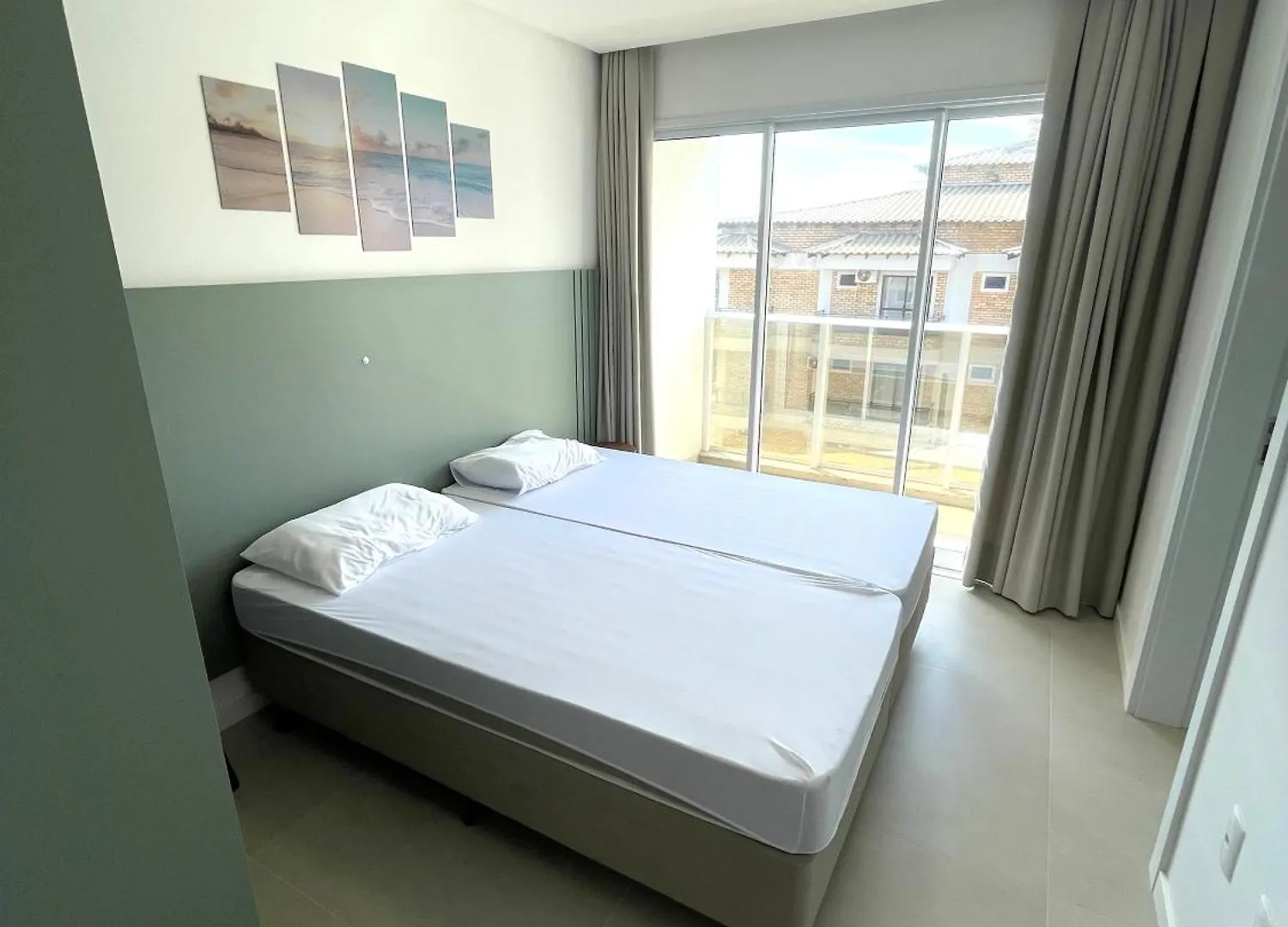 Cobertura Duplex Nassau 3 Suites Bombinhas
