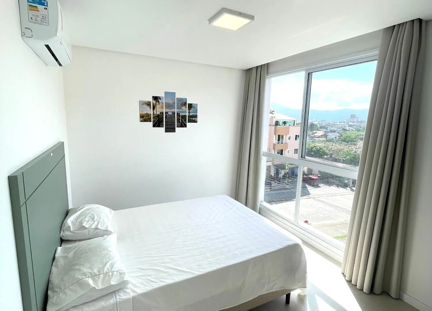Cobertura Duplex Nassau 3 Suites Bombinhas Brazil